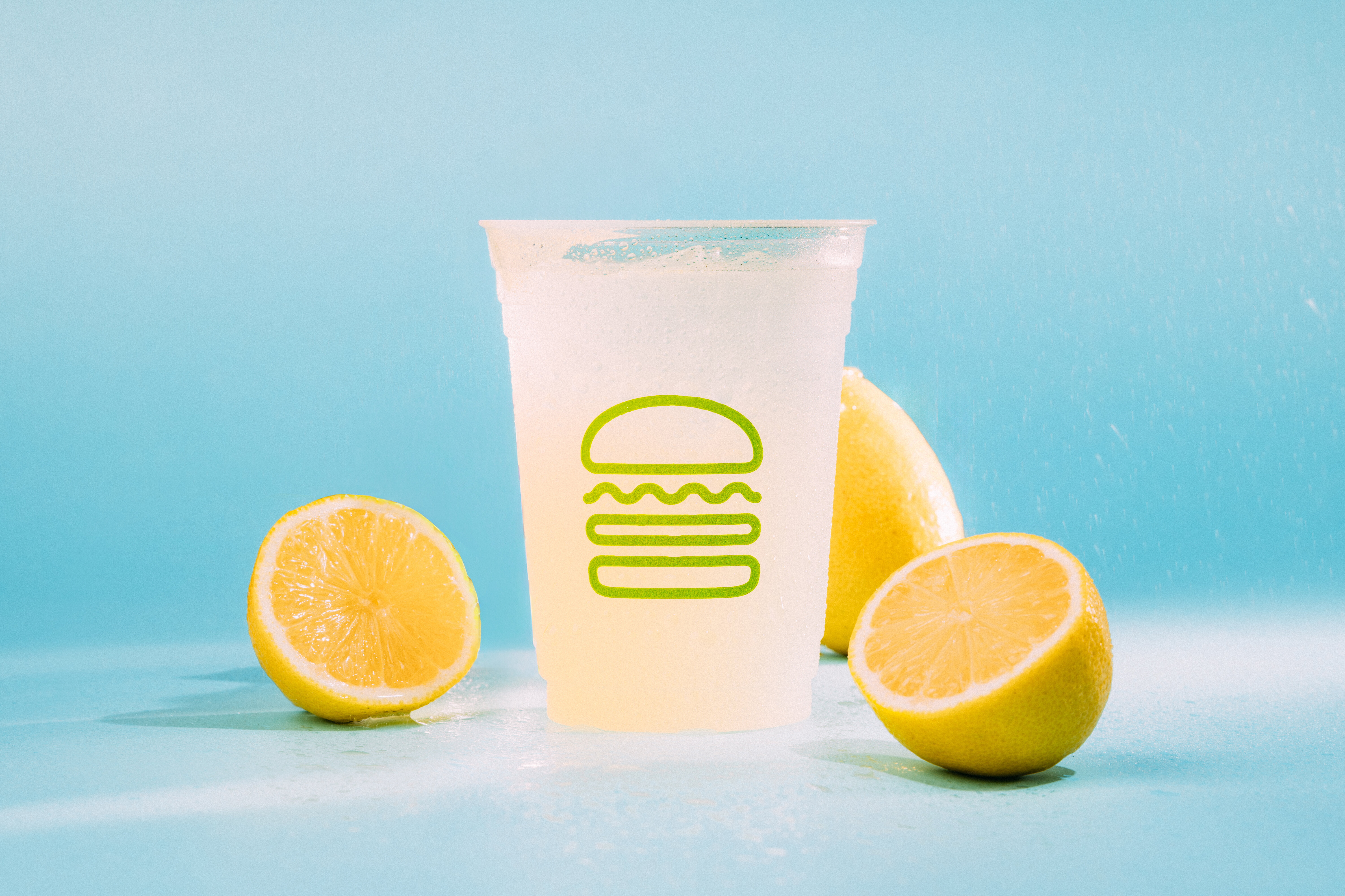 05_【グルメクーポン】8月SHAKE SHACK_レモネード.jpg