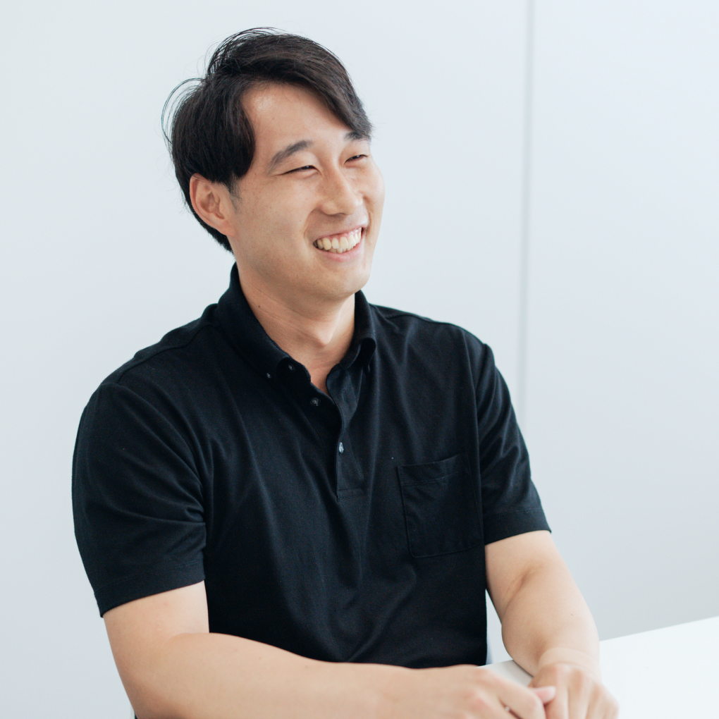 ——現在従事されている蓄電池事業で最も苦労したこと、それを乗り越えた方法は？