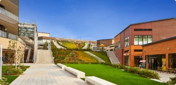 Grandberry Park building